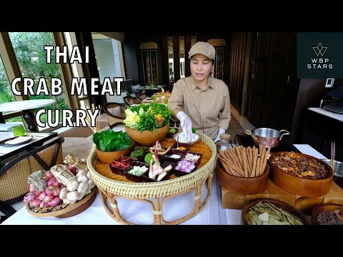 Delicious Thai Crab Meat Curry at Phra Nakhon Restaurant in Bangkok, Thailand