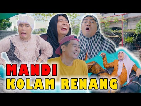 MANDI KOLAM RENANG DI RUMAH BETI