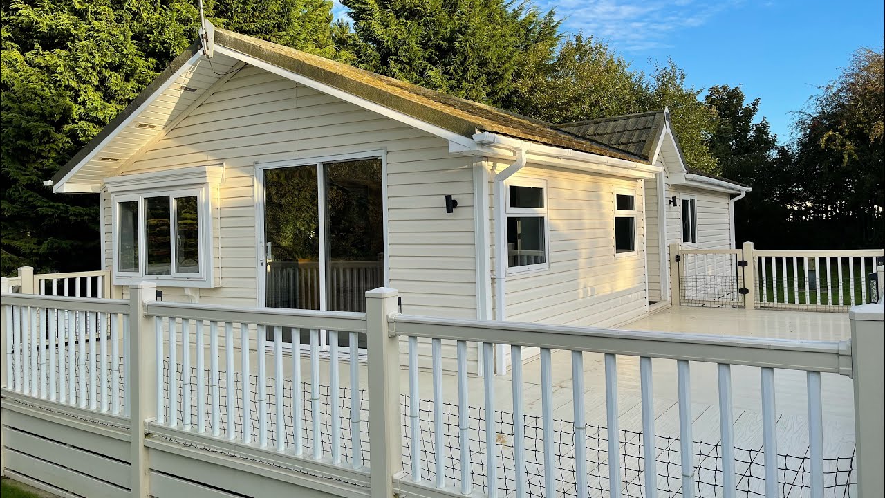 Домик с 3 спальнями и террасой всего за 41 159 фунтов стерлингов, плата за участок всего 2250 фун...