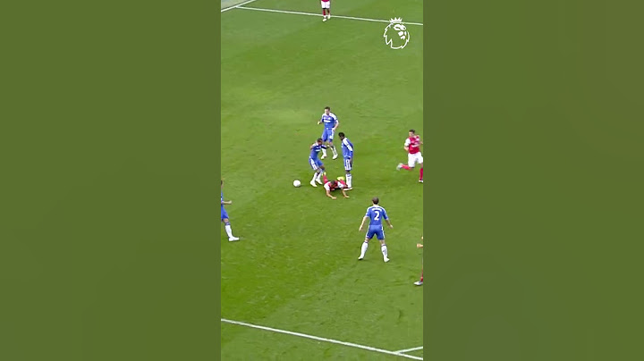 When you fall, pass 5 Chelsea players & score! #shorts