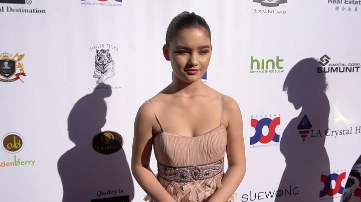 INTERVIEW WITH AMELIA CRAWFORD ACCS "HOLLYWOOD CHI...