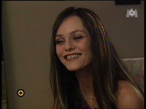 Vanessa Paradis 2000 10 21 Interview Plus Vite Que La Musique