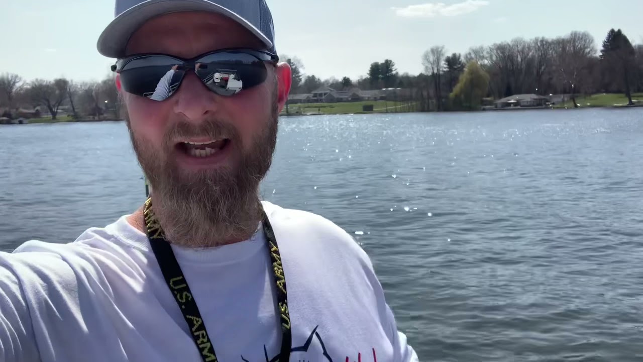 Pontoon catfish livewell and function