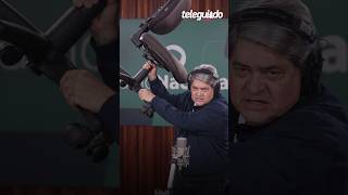 DATENA JOGA OUTRA CADEIRA PELOS ARES