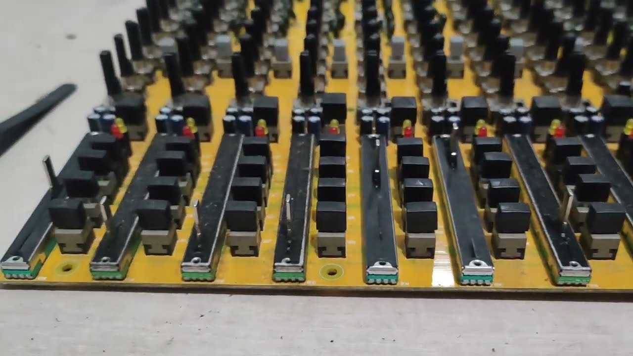 how to change potentiometer fader slider on sound mixer 12channels