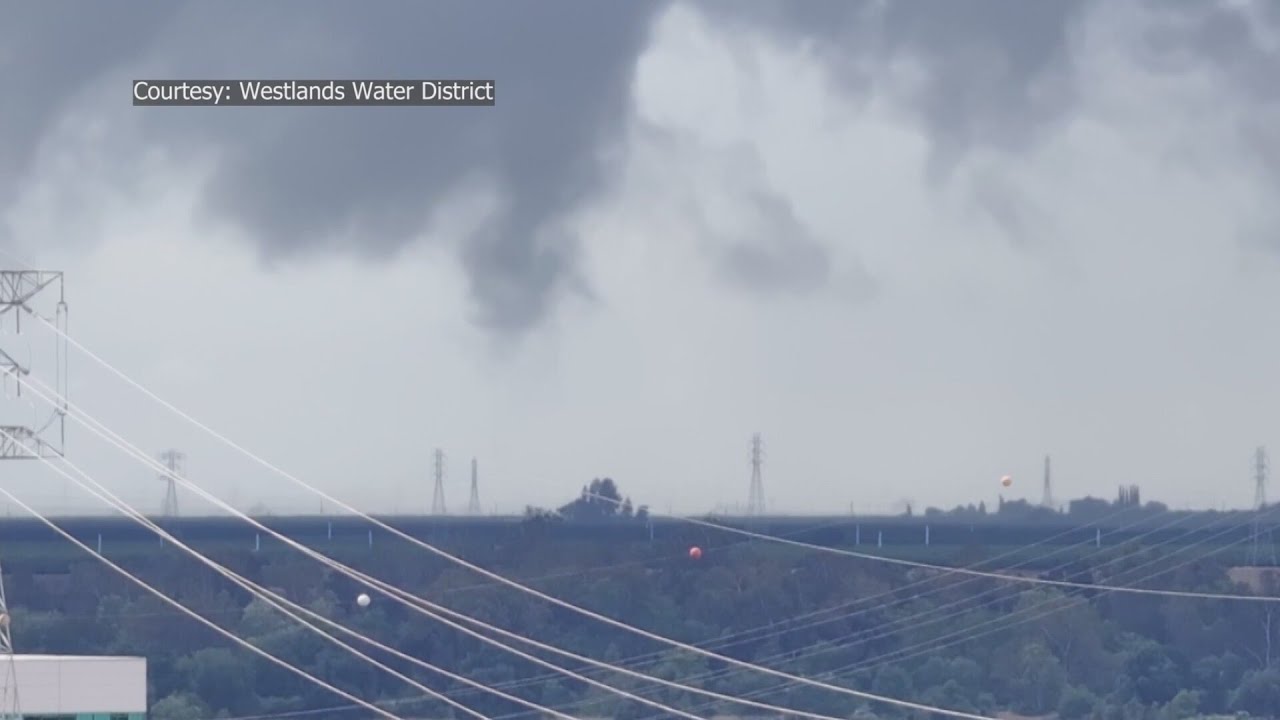 Tornado warning issued for areas of Fresno County - YouTube