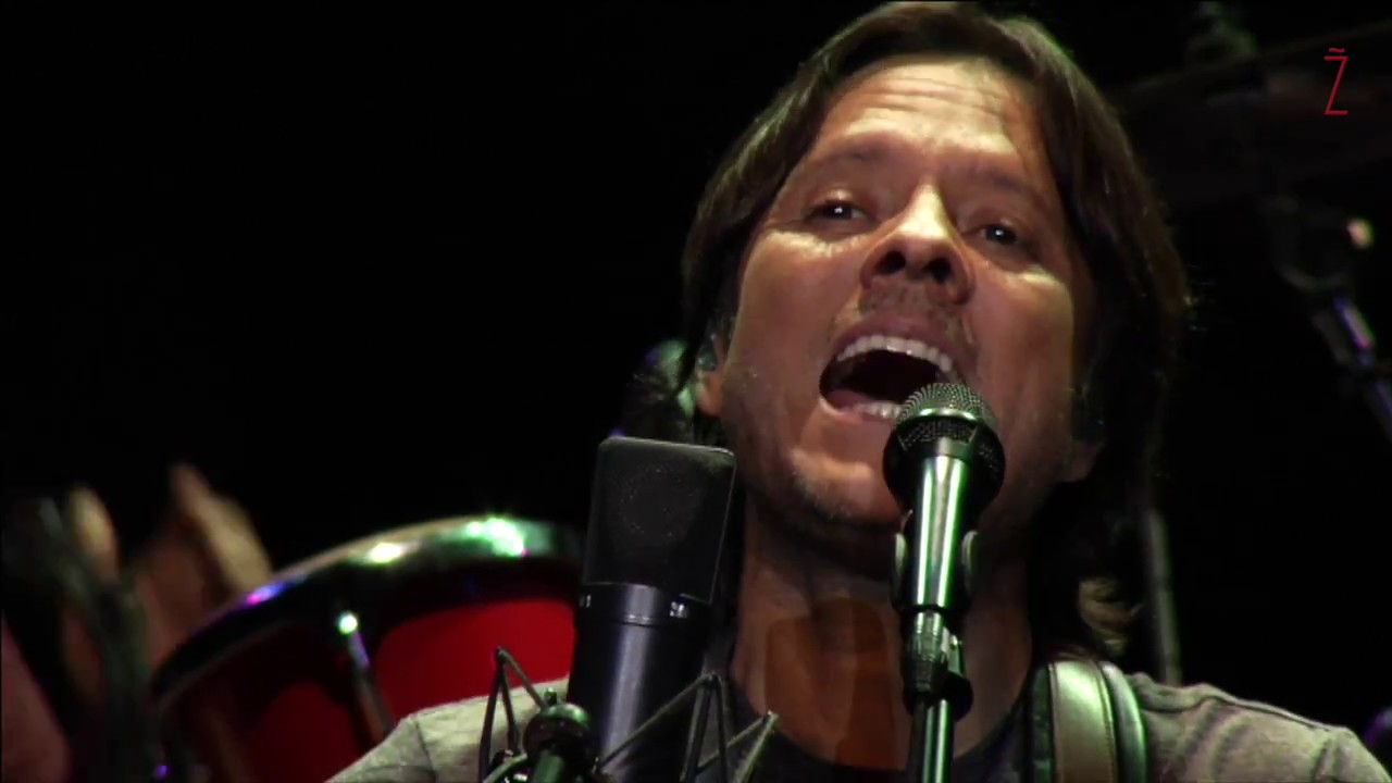 Al otro lado del mundo - Hernaldo Zúñiga