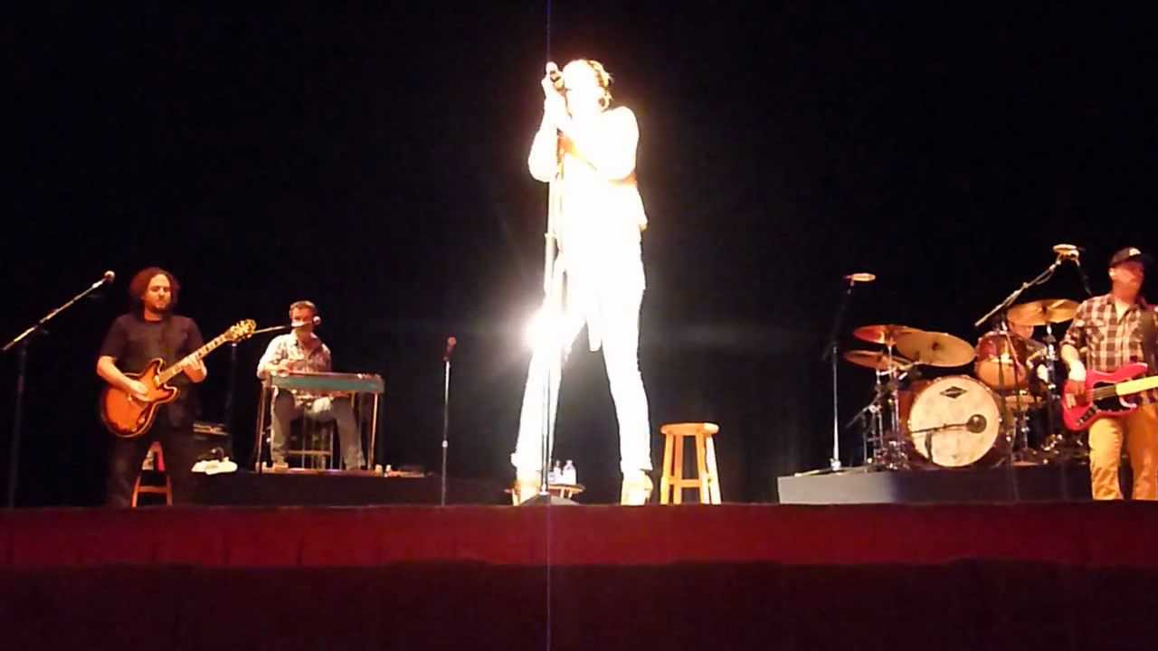 Swingin By LeAnn Rimes At The Peabody Auditorium Daytona Beach FL Swingin By LeAnn Rimes At The Peabody Auditorium Daytona Beach FL