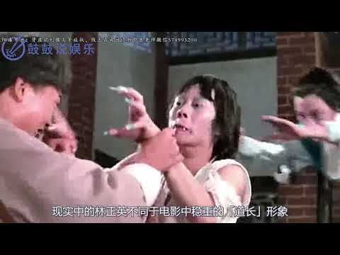 他是李小龙御用替身，曾喝醉酒打过洪金宝和成龙，人称“九叔”