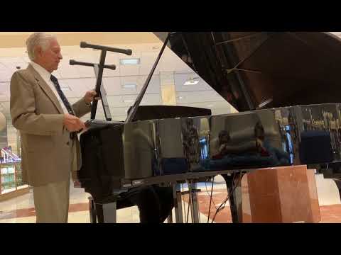 Everybody Loves Somebody Sometime played on piano by Patsy Heath