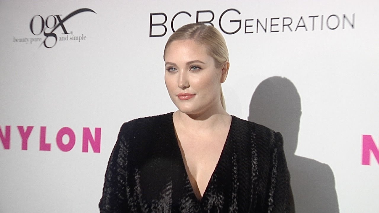 Hayley Hasselhoff NYLON Young Hollywood Party 2015 Red Carpet Arrivals - YouTube