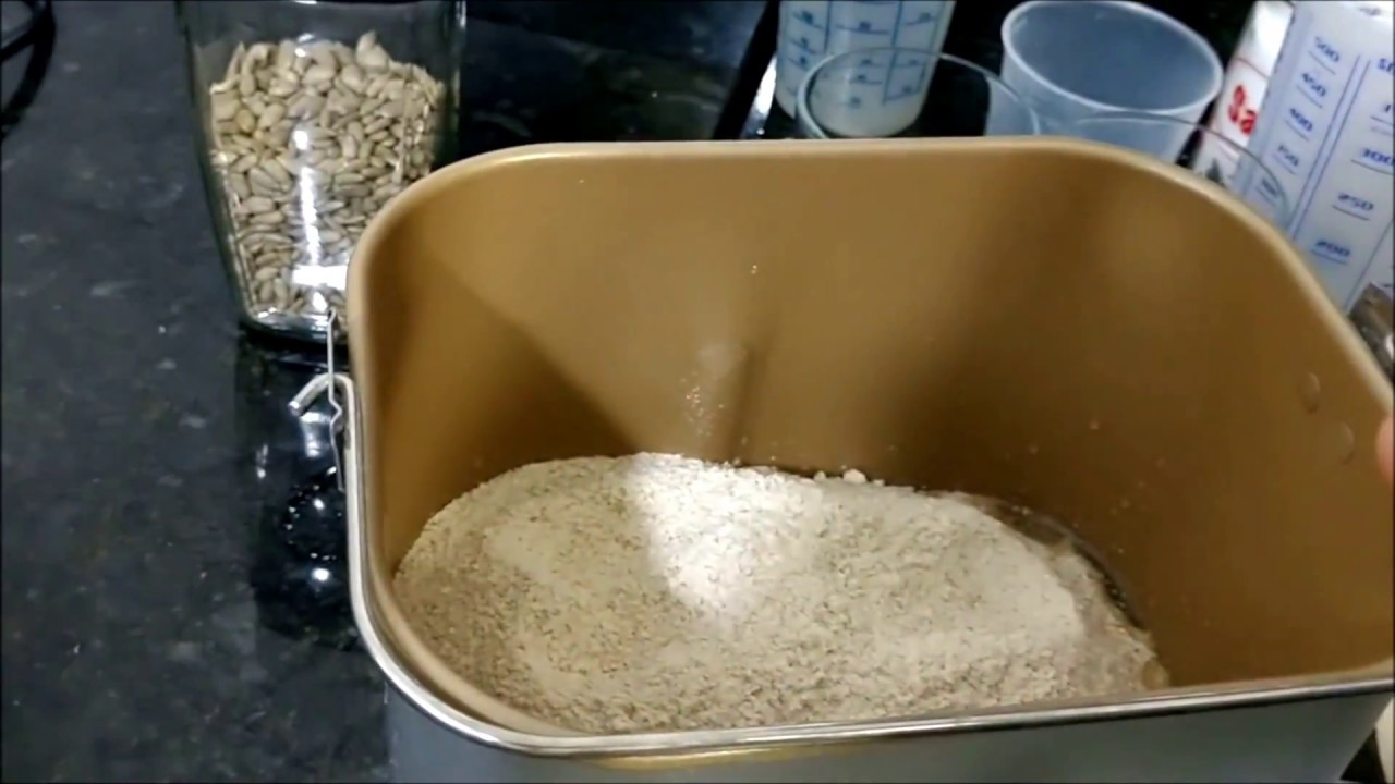 Fazendo Pão Integral na Panificadora Elétrica Cadence