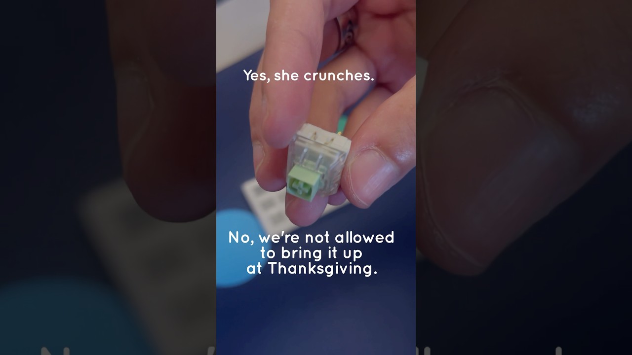 No throwing keycaps, Box Jade! Switch family drama. 