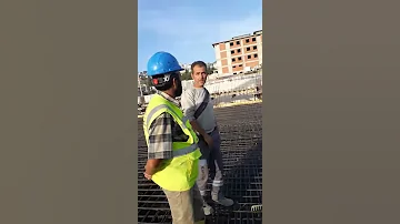 الإستعداد العسكري قبل صب البيتون مضحك 