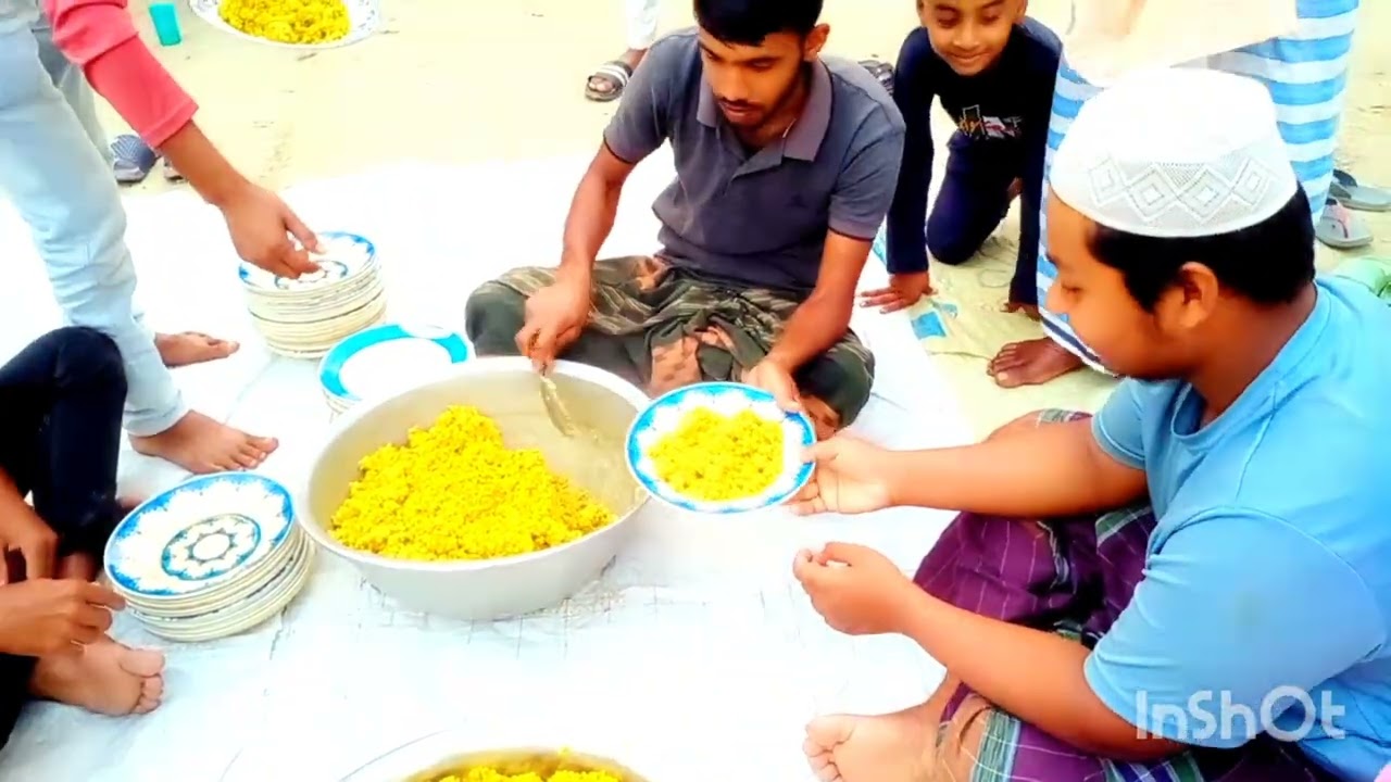 আমরা কিভাবে ইফতারি খুলে দেখুন 