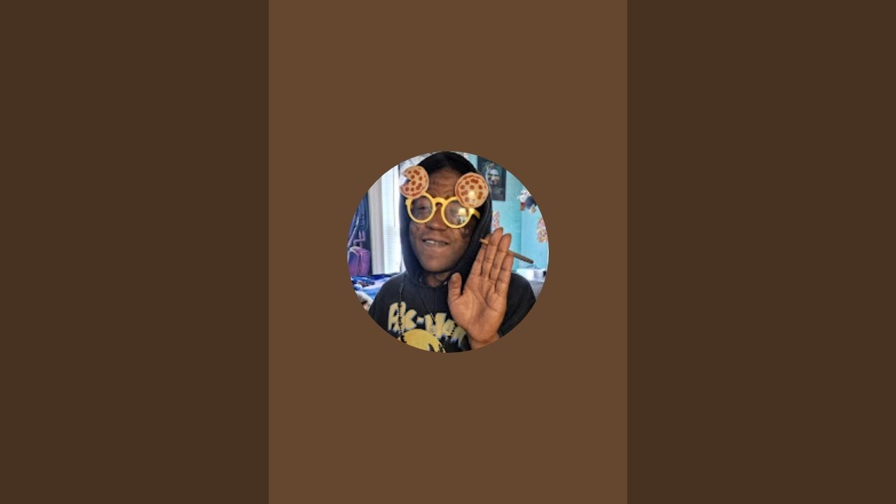 Space Hippie J is live! freestyling tomsome chill beats