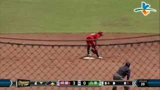 20140731-1 爆米花 綺麗vs合庫 4下 原本有機會策動雙殺守備的林和,因為傳了一個大偏球,反而一個都沒被抓到