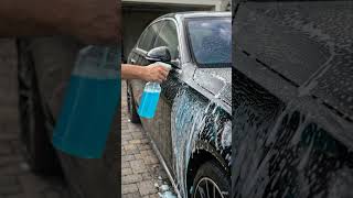 Satisfying Tire Clean!🚗✨#rust #asmr #spray #satisfying #tips #cleaning #mercedes #bmw #car #like