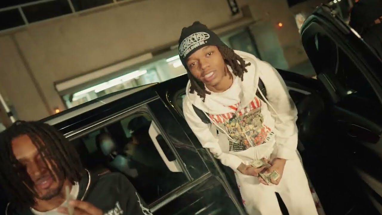 Guarda TDS KASH - CLEVER (OFFICIAL MUSIC VIDEO) su YouTube Guarda TDS KASH - CLEVER (OFFICIAL MUSIC VIDEO) su YouTube