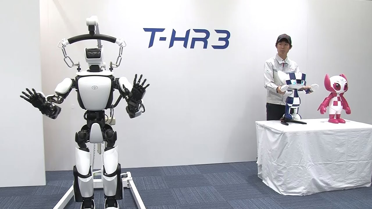 Сколько роботов в команде. Робот Toyota t-hr3. Toyota Tokyo 2020 Mascot Robot. Робот Toyota th r 3. Промобот человекоподобный робот.