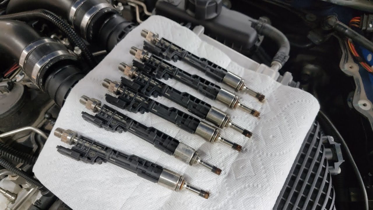 S55 F80 F82 F8x Fuel Injector Removal - The Quick and Easy Way (No Specialty Tools Required)