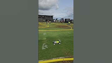 TEAM ASSOCIATED B6.4 #BRCA #RCRACING #RADIOCONTROL #A1 #A1RACEWAY #B6.4 #TEAMASSOCIATED