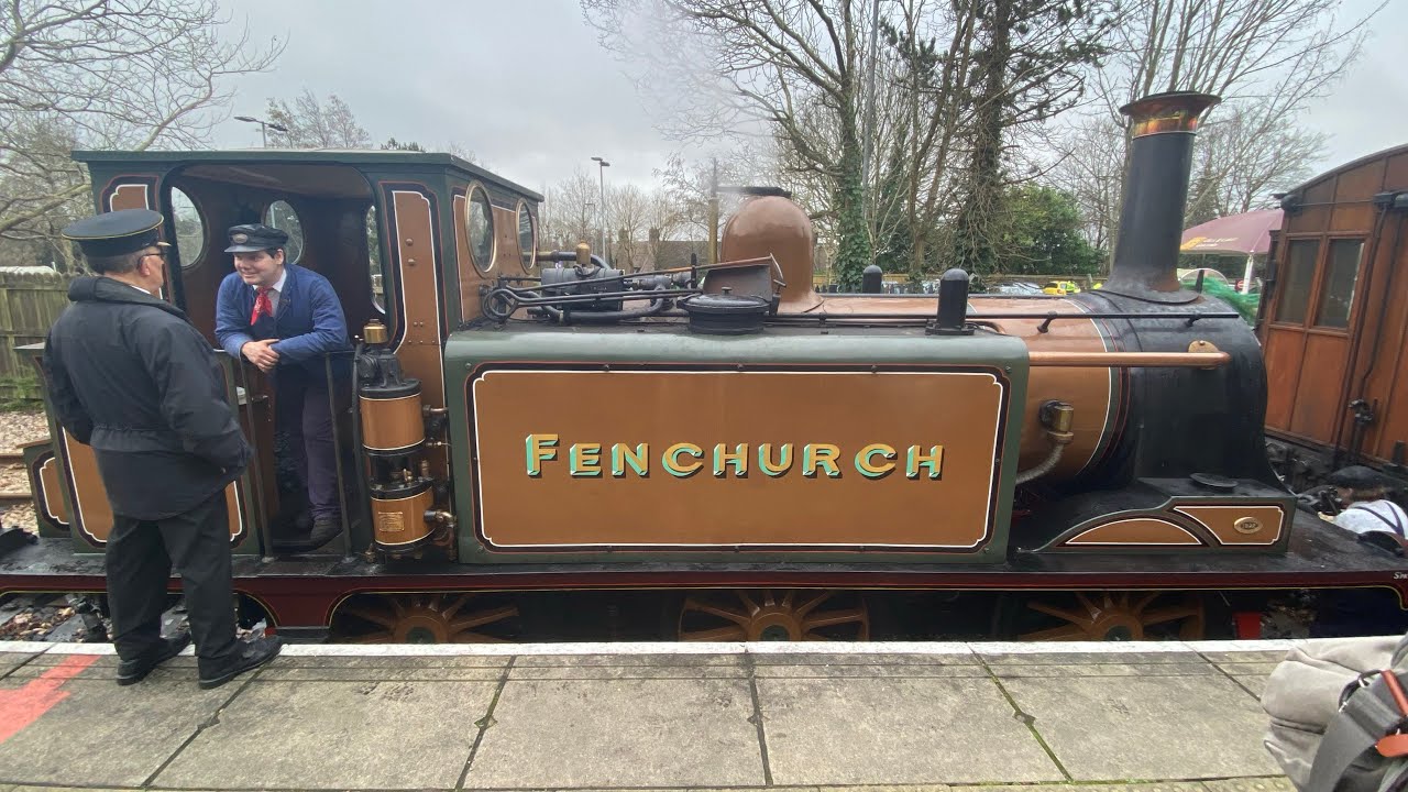 LBSCR A1X Fenchurch Arrives into Horsted keynes - YouTube