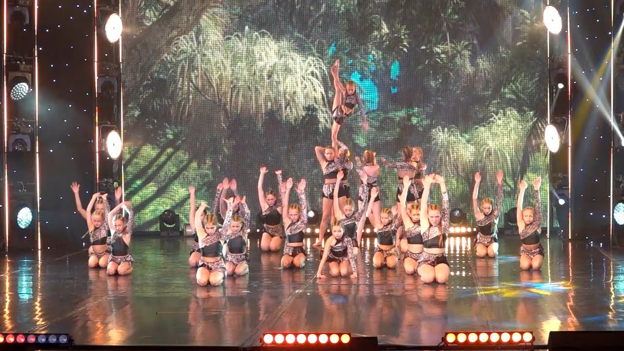 Школа танцев \"Атмосфера\" - YouTube