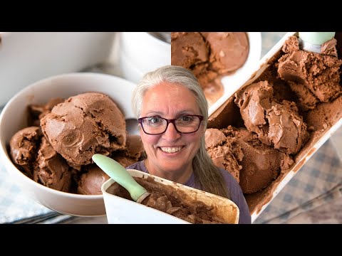 Old-Fashioned Homemade Chocolate Ice Cream - Adventures of Mel