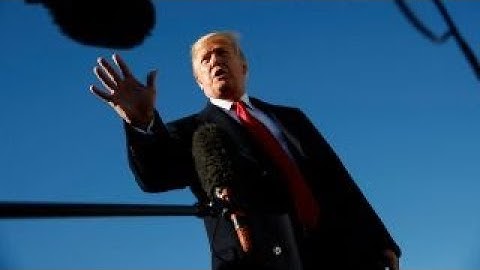 Trump threatens to cut funding to Central American countries