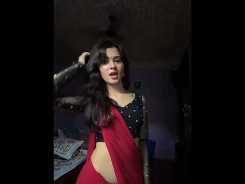 Saree Vibe #sareelook #sareedance #indianfashion #dance #trending #foryou #viral #fyp