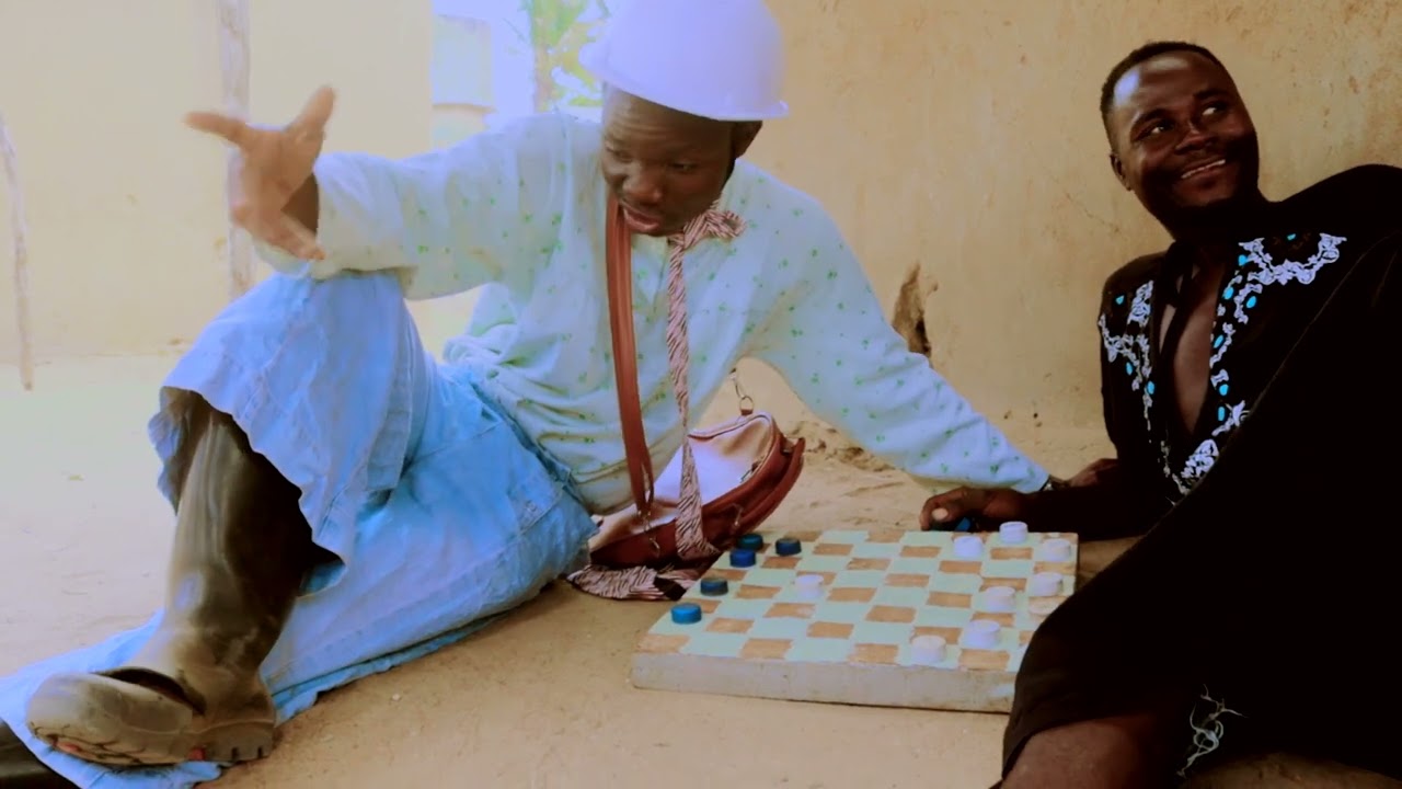 Dj Muringa Thipani Resposta da Ferlimo Oficial música video