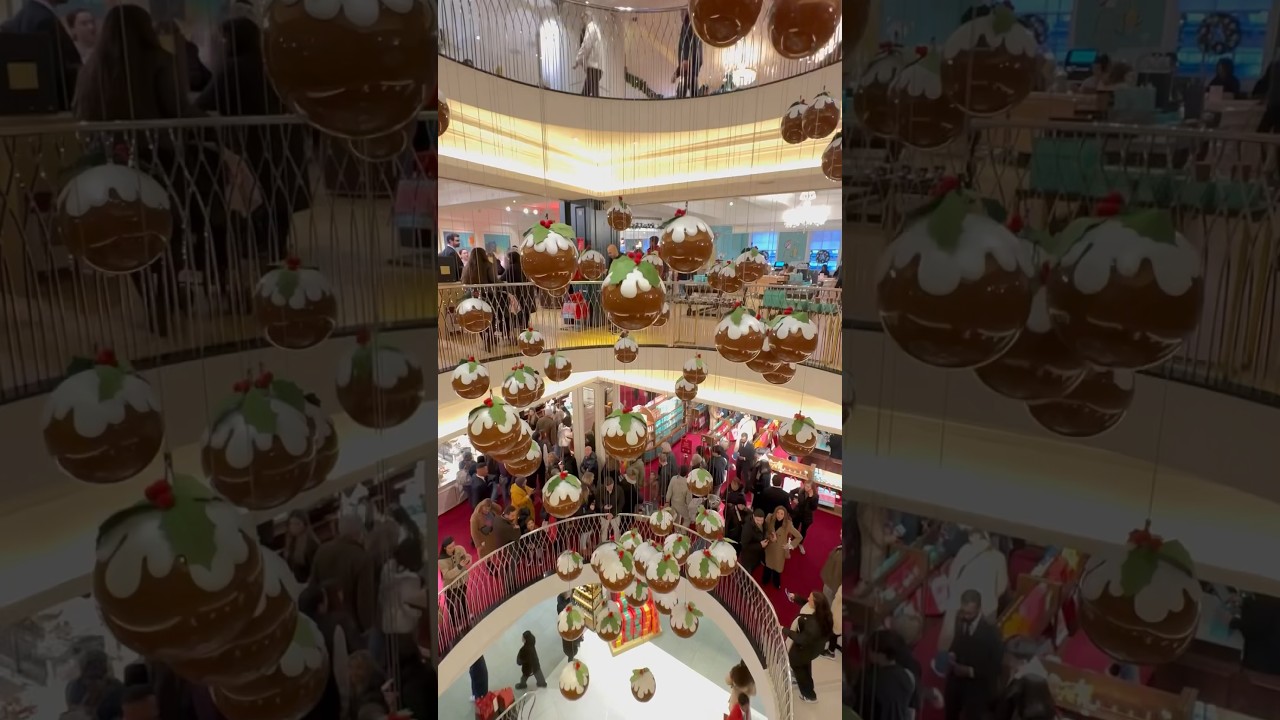 Fortnum & Mason Shop decoration 2023 🎄🎄