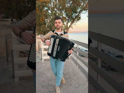 You HAVE To Hear Joe Dassin On Accordion 