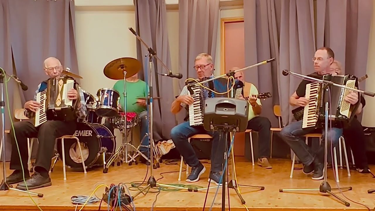 Tänk om jag kunde spela dragspel som Calle Jularbo - Lars Lundberg - Lenhovda 2025 i September 