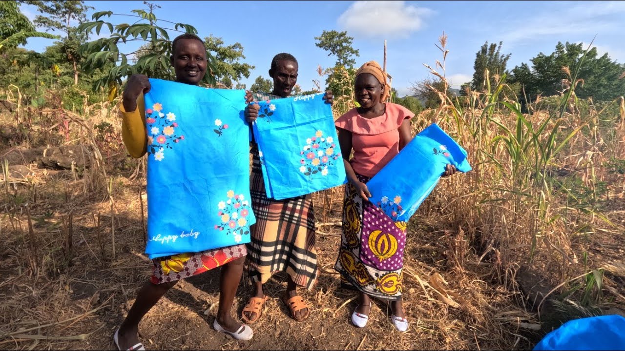 Ещё немного постельного белья для бабушки Пеннины и приготовление вкусных блинчиков на завтрак 🥞,...