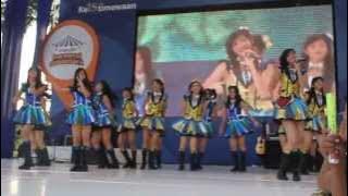 first rabbit, JKT48 @ Mandiri Karnaval 2013 (06-10-13)