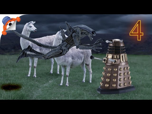 Alien vs Dalek ...y llamas | Llamas del Tiempo 4 | TobiAnimados