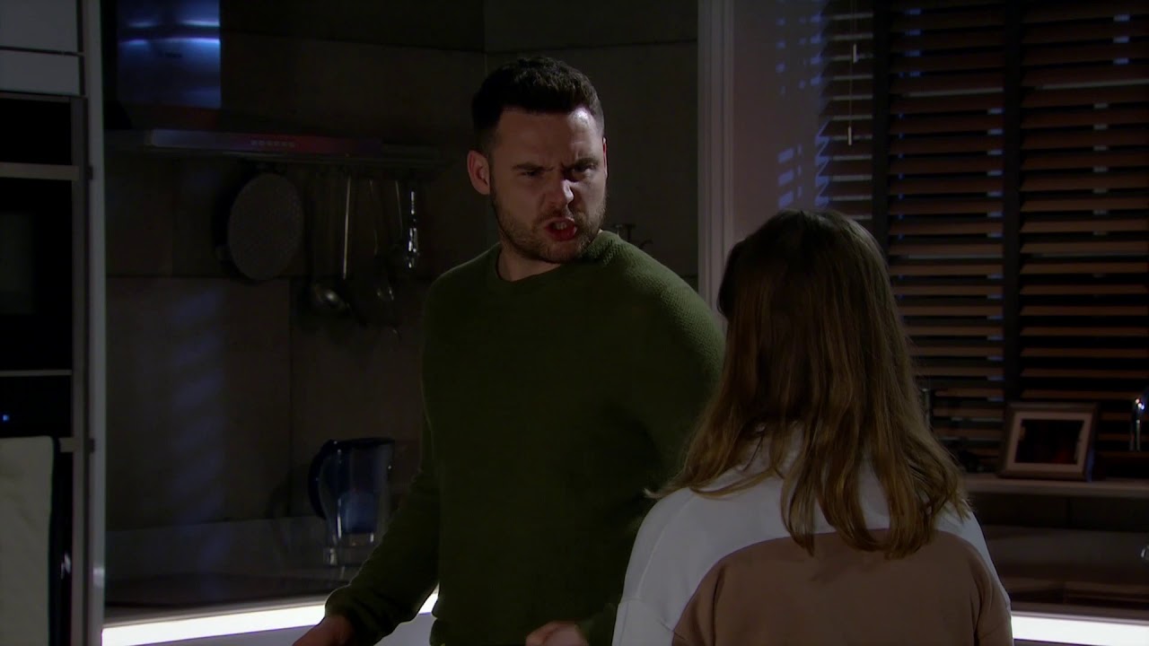 Emmerdale - Aaron Hides His Plans from Robert - YouTube