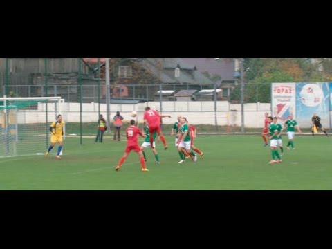 boisko do piłki ręcznej Ligi piłkarskie 2014/15 / Twierdza się trzyma
