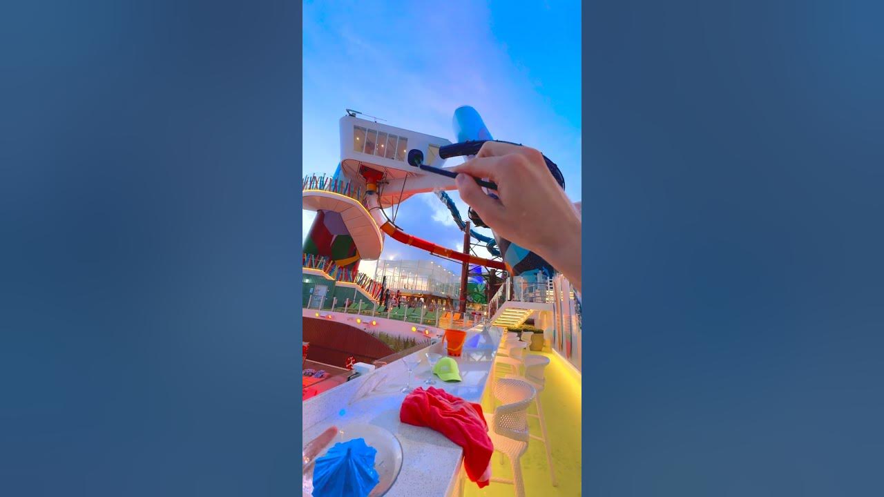 It’s 5 o’clock somewhere 🍸