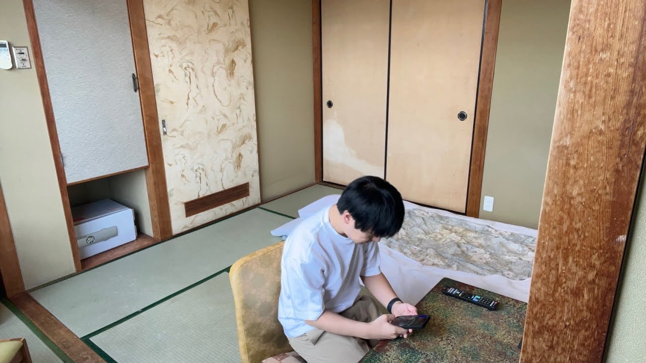 【文豪旅】旅館に閉じこもって執筆活動する33歳男性【雄琴温泉】