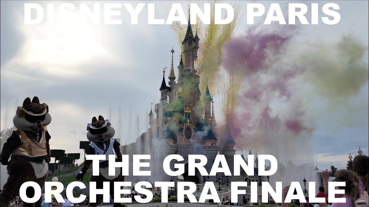 A Symphony of Disney Magic! 🎼✨ The Grand Orchestra Finale – Disneyland Paris