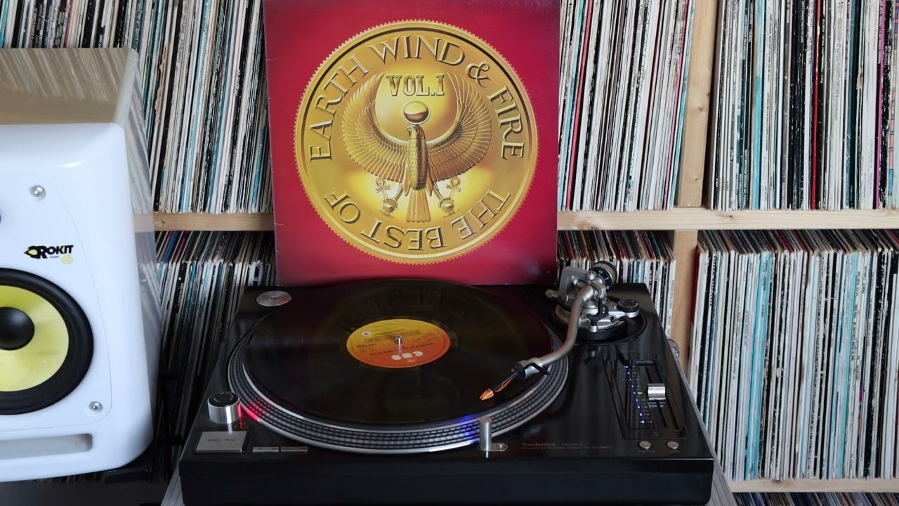 Earth, Wind & Fire - The Best Of Vol.1 (1978) - A1 - Got To Get