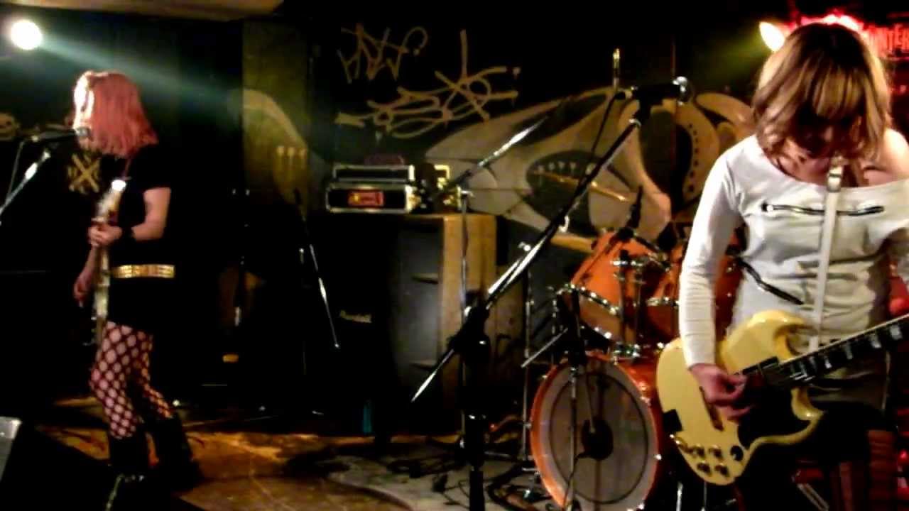 ラディカルズ 「Just Shout , New Way」 - YouTube