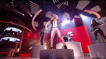Amelia does Kelly... Clarkson not Rowland - The X Factor 2011 Live Show 8 (Full Version)