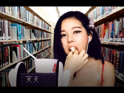 도서관에서 햄버거 먹방 asmr  ハンバーガー  咀嚼音 eating show sound