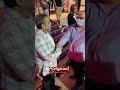 بعد تجاهله سلام احد الجمهور أحمد عبد العزيز مكنتش واخد بالي وبـ سلم على كل الناس واقف معاهم