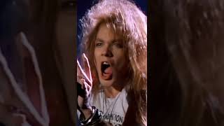 Guns N' Roses - Welcome To The Jungle (Official Video)#gunsnroses