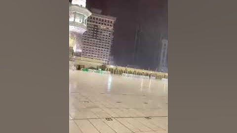 المطر ينهمر والشيخ ياسر الدوسري يترنم بـ﴿وَمِن آياتِهِ يُريكُمُ البَرقَ﴾ | تسجيل من تحت الغيوم⛈